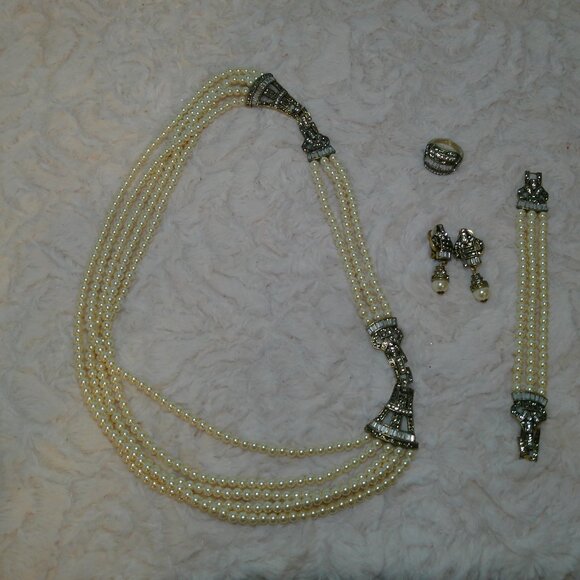 Heidi Daus Master Clasp Necklace Bracelets Interchangeable White Pearl Swarovski - Picture 1 of 12